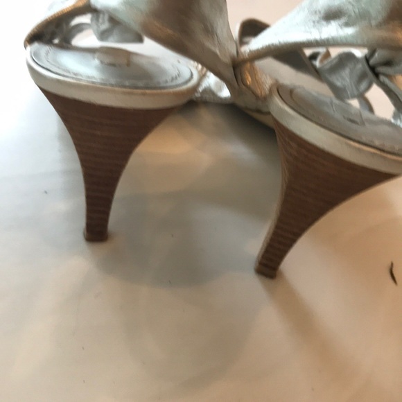 Nine West brio silver leather heel sandals. 9.5M - Picture 4 of 4
